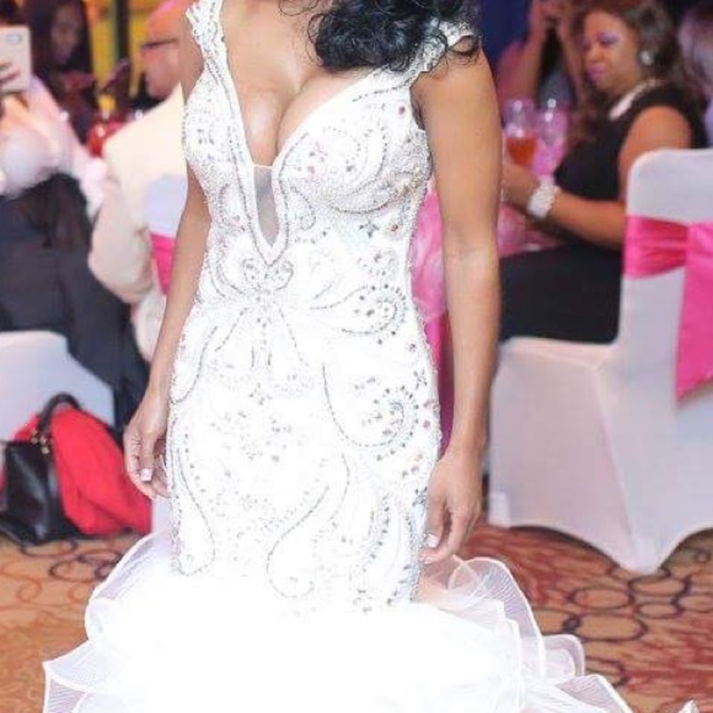 Wedding/Prom/Formal Gown